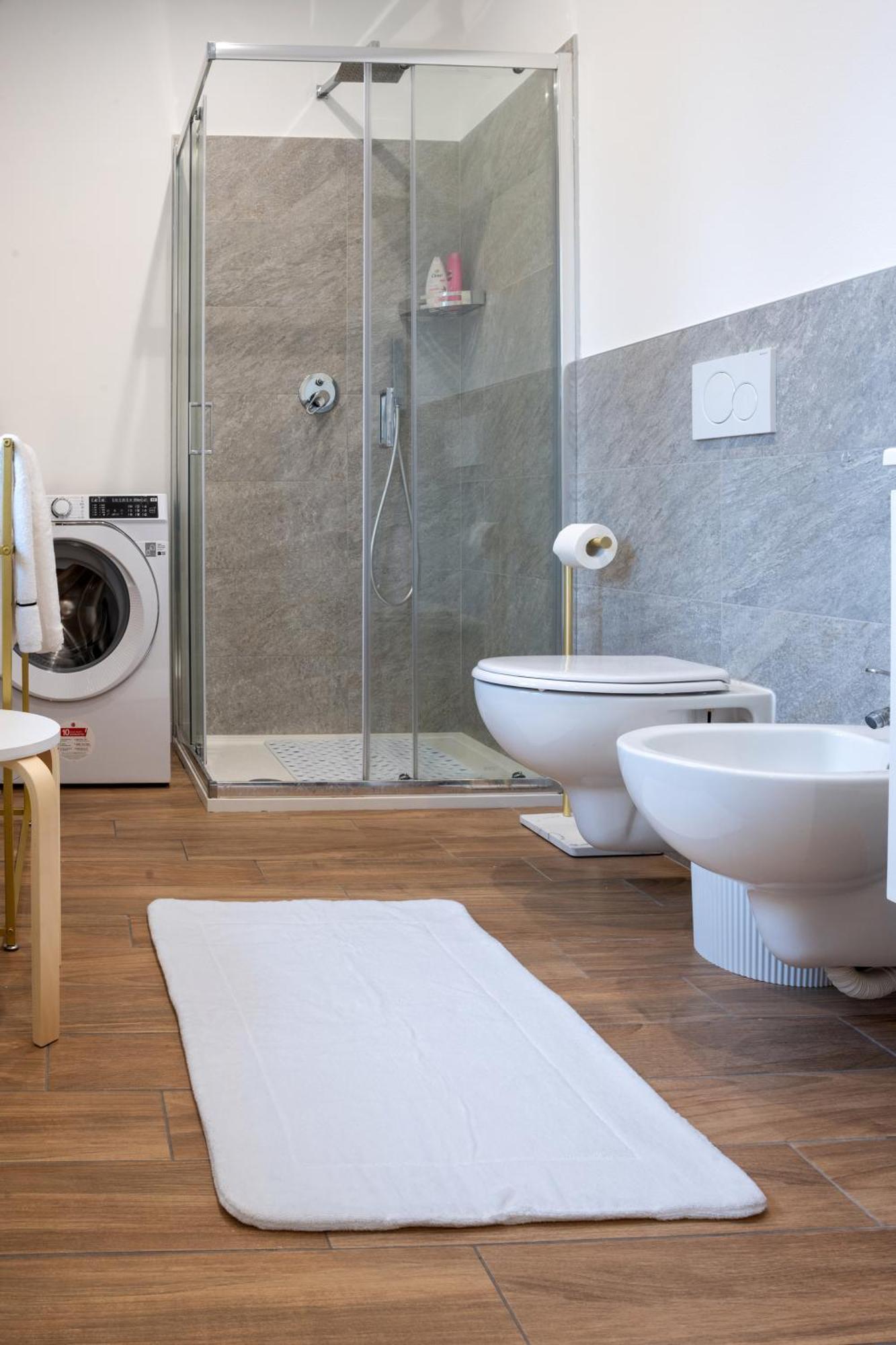 Lora Diamond Suite ,Free Parking, Self Check In,3 Como Ngoại thất bức ảnh